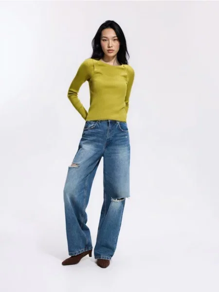 Reserved Pulover din tricot striat verde-oliv deschis verde