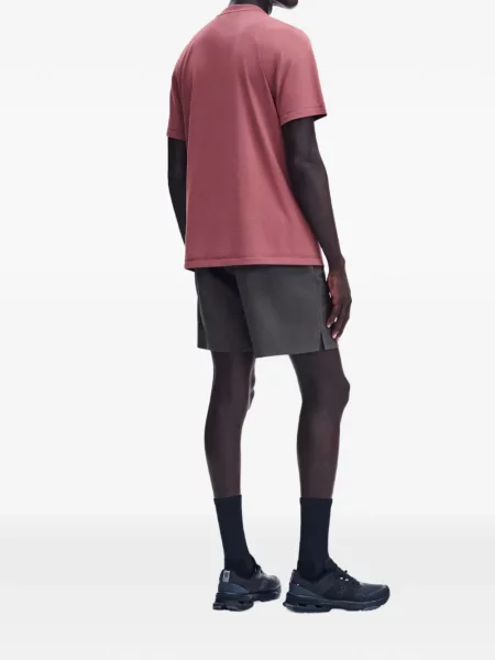 Tricou On roșu