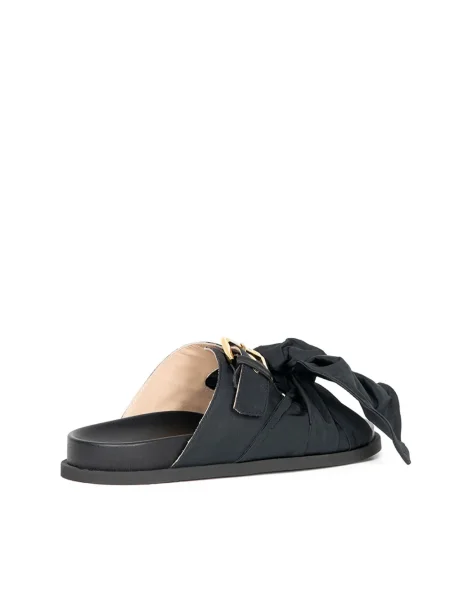 Sandale N°21 cu funde negru