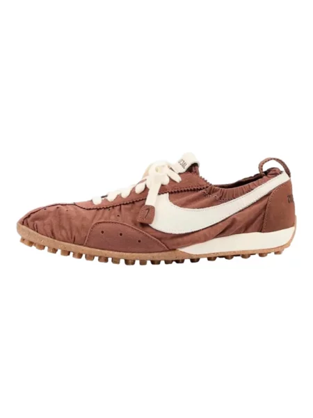Pantofi Nike maro