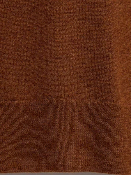 Sweter z wełny z dekoltem w serek karmelowy brąz Kobieta S MANGO
