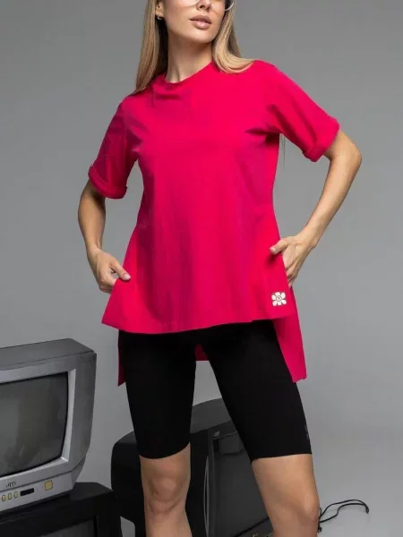 Женская трикотажная футболка рожева