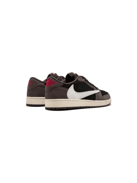 Pantofi Nike retro bej