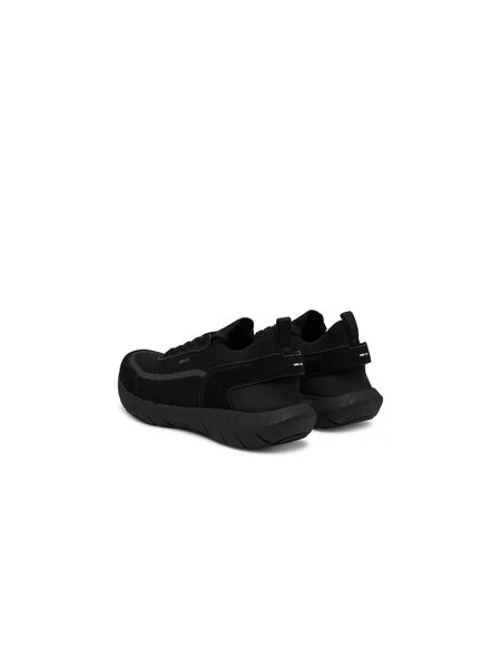 Sneakersy BOSS Motion čierna