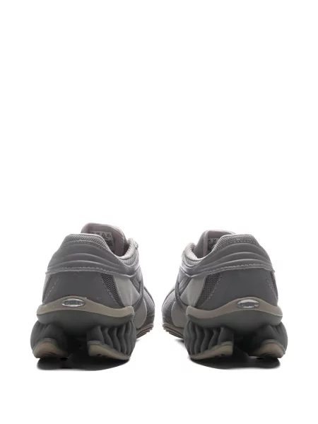Sneakerși Puma gri