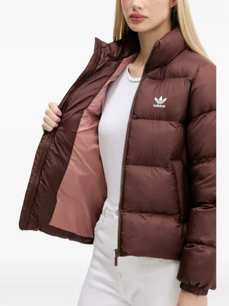 Prugaste bermuda kratke hlače Adidas s vezicama s čipkom smeđa