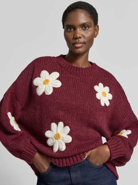 Sweter z dzianiny o kroju oversized z kwiatowymi haftami Apricot