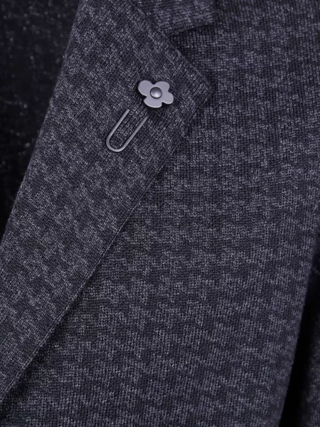 Яке Lardini черно