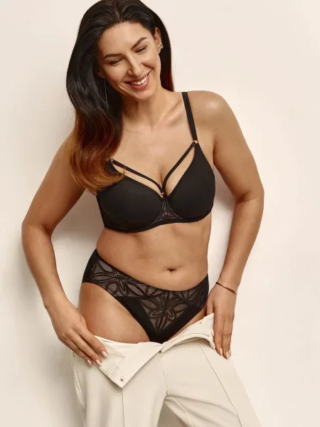 Комплект белья: бюстгальтер с мягкой чашкой и трусики слип чорні