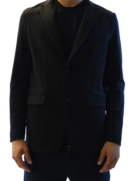 Яке Rrd черно