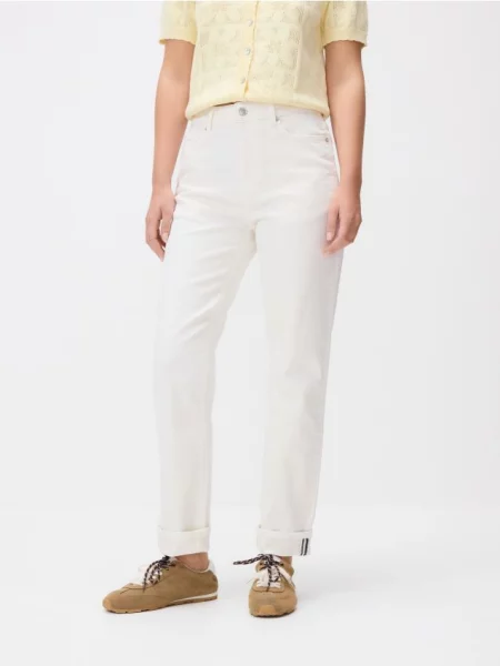 Reserved Blugi boyfriend alb