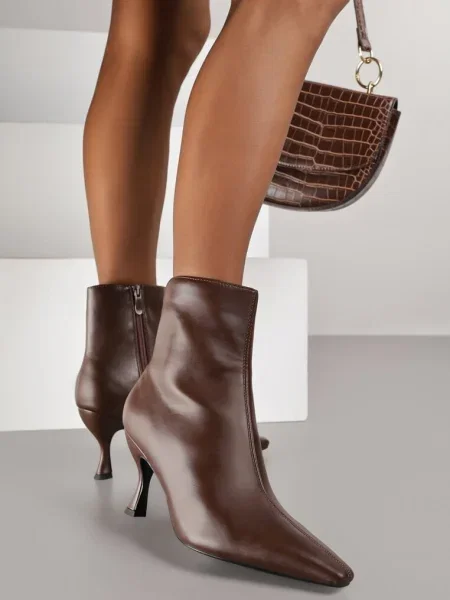 Botine Fallonea maro
