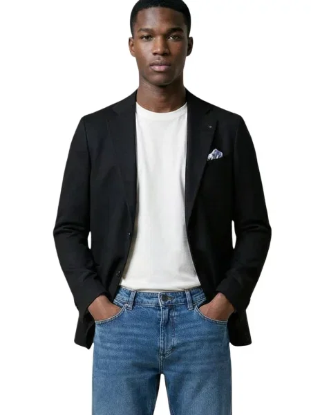 Яке Yos черно