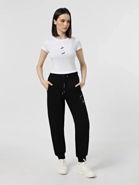 Футболка Armani Exchange белая