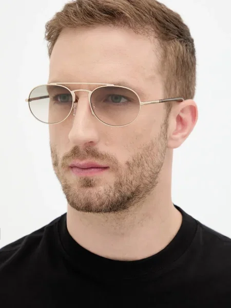 Слънчеви очила Emporio Armani мъжки златисто