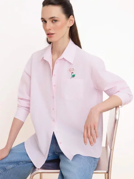 Trendyol Bluză verde / roz alb