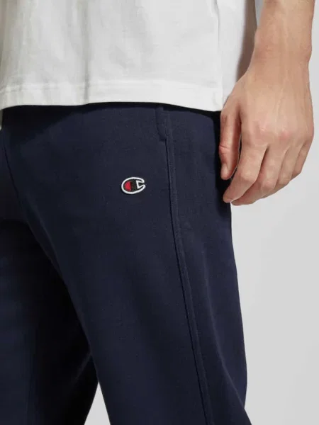 Spodnie dresowe o kroju regular fit z wyhaftowanym logo Champion