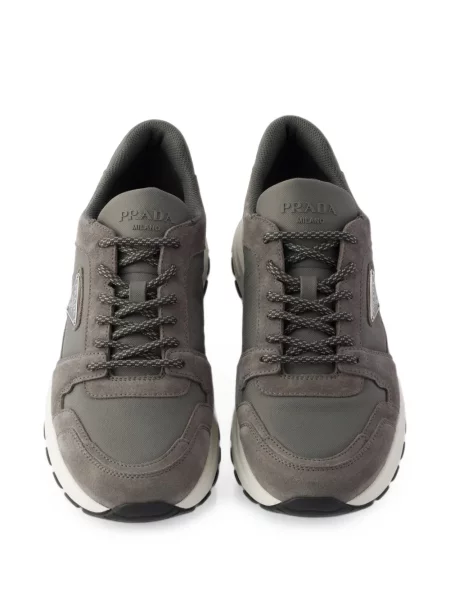 Sneakerși Prada din piele de căprioară gri