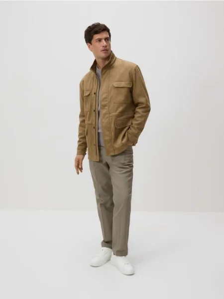 Reserved Geacă cu efect de piele întoarsă bej