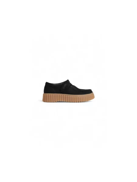 Półbuty Clarks zamszowe czarne