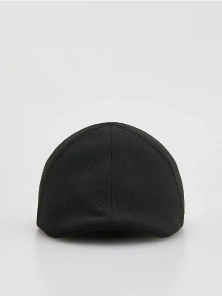 Кепка Reserved черная