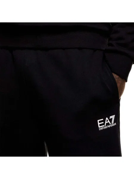 Športové nohavice Ea7 Emporio Armani čierna