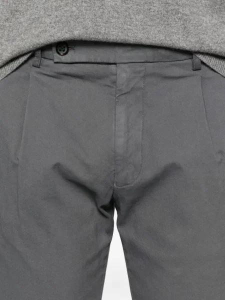 Pantaloni Berwich plisate gri