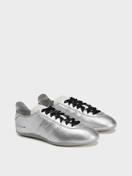 Кожаные повседневные кроссовки Adidas