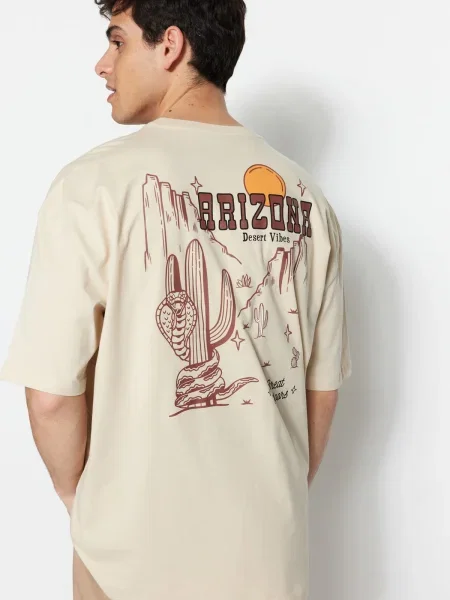 Tricou Trendyol cu imagine cu mâneci scurte cu imprimeu tropical