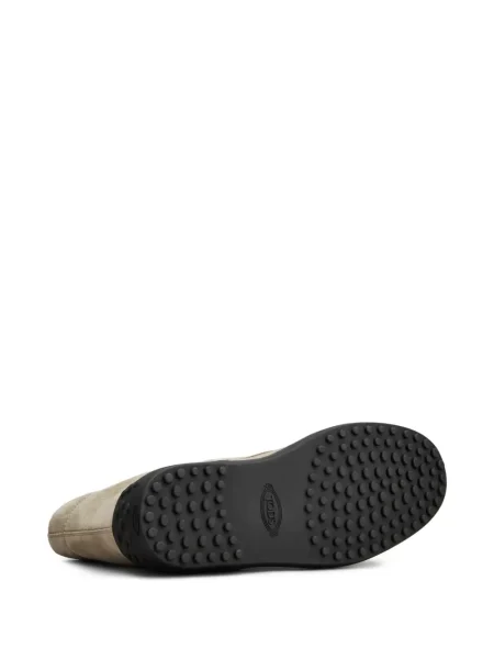 Botine Tod's din piele de căprioară