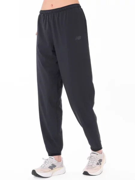 Джогери New Balance чорні
