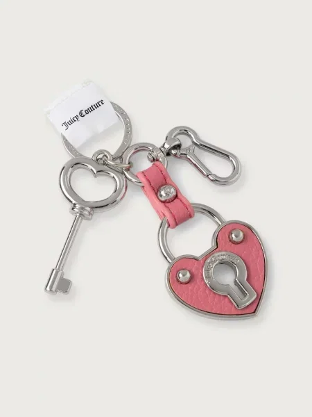 Juicy Couture obesek za ključe kovinski JUICY KEY HOLE