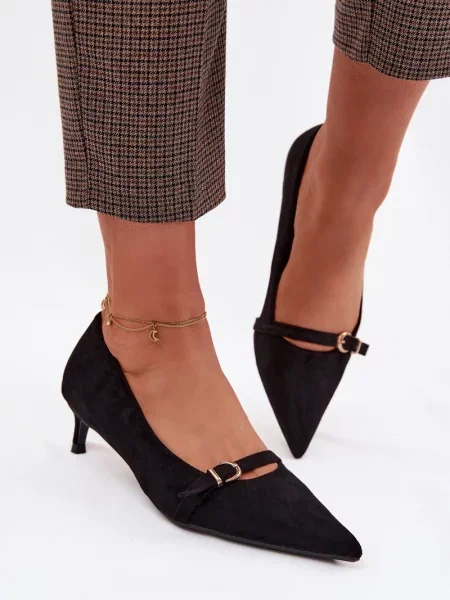 Презрамки полуотворени обувки Boto черно