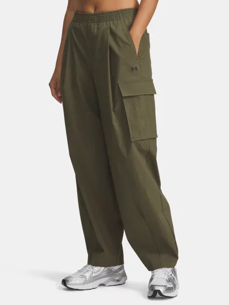 Športne hlače Under Armour bela