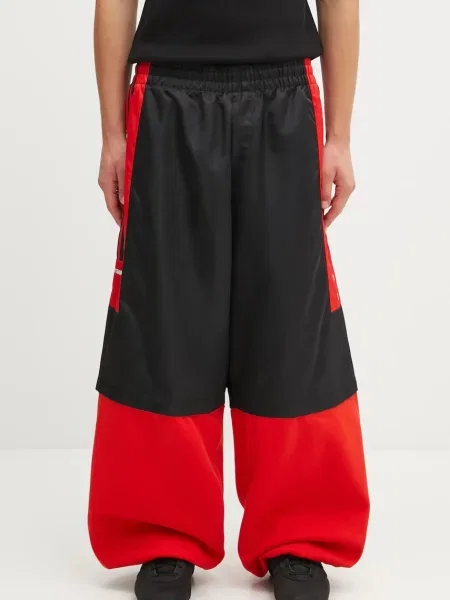 Adidas Originals pantaloni de trening Wc Fleece Track uni negru