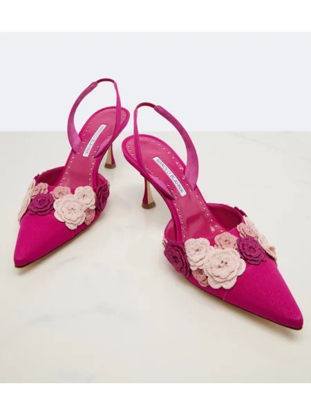 Pantofi cu toc Manolo Blahnik cu model floral slingback violet