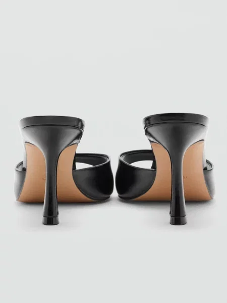 Sandały na szpiczastym Kobieta 38 MANGO czarny