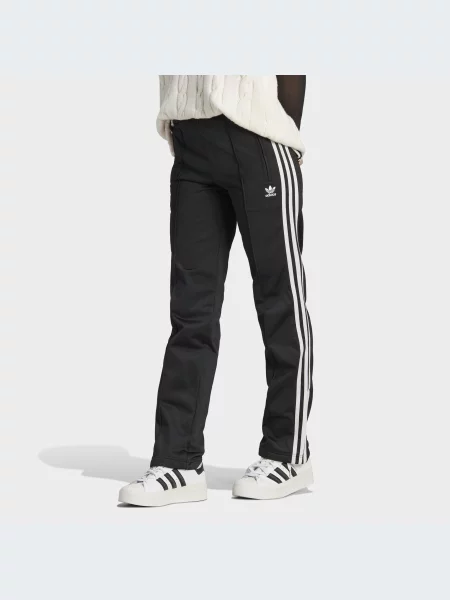 Повседневные переработанный брюки Adidas черные