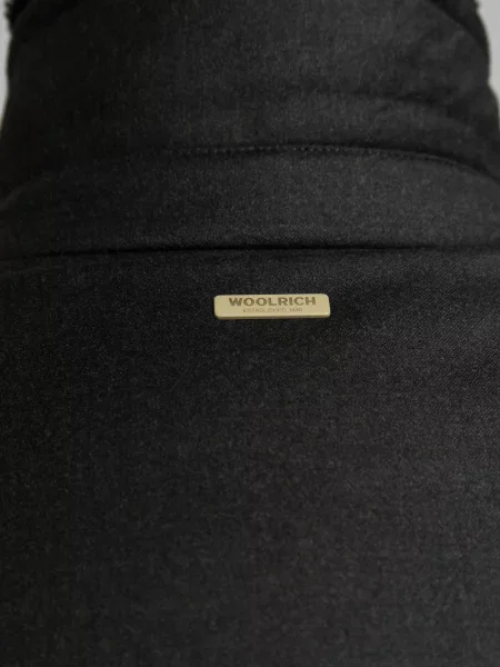 Пуховик Woolrich сірий