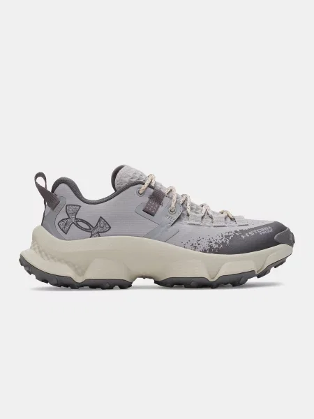 Pantofi Under Armour de drumeție