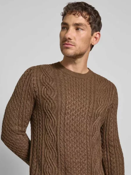 Sweter z dzianiny z prążkowanymi wykończeniami model ‘BLUSEAN’ Jack & Jones Premium