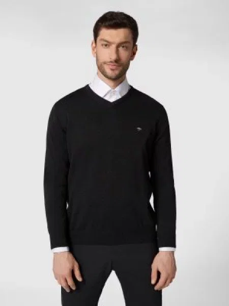 Sweter z dekoltem w serek Fynch-hatton