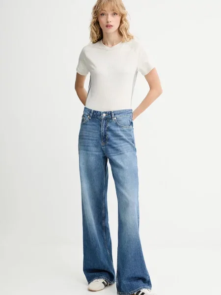 Футболка adidas Holiday бежевий