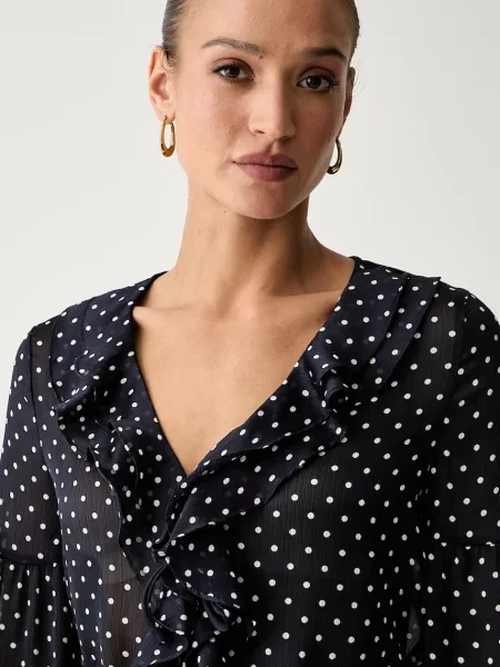 Блузка Guess с рюшами