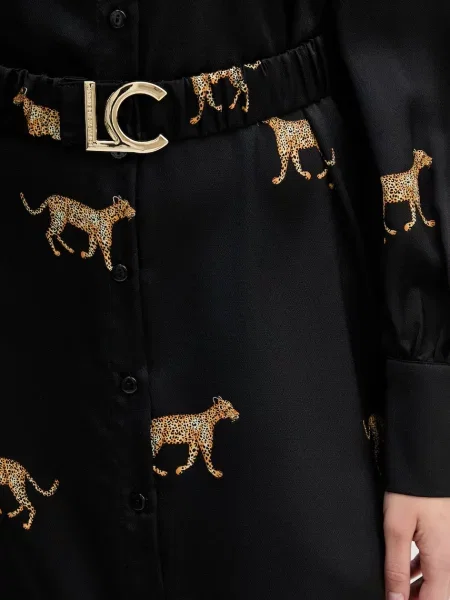 Lola Casademunt сукня