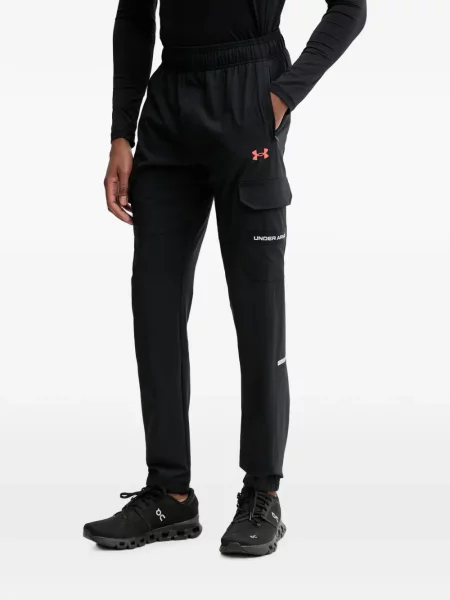 Pantaloni cargo Under Armour cu imagine negru