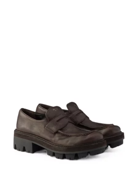 Pantofi loafer Prada din piele maro