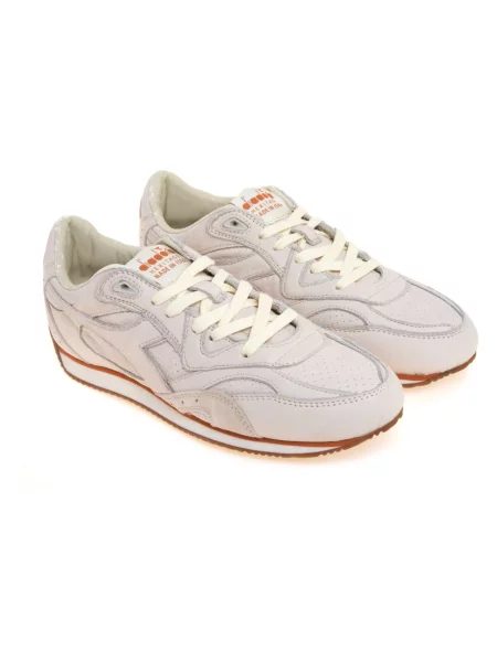 Sneakersy Diadora skórzane z przetarciami białe