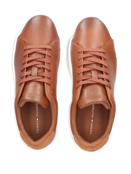 Sneakerși Tommy Hilfiger din piele maro
