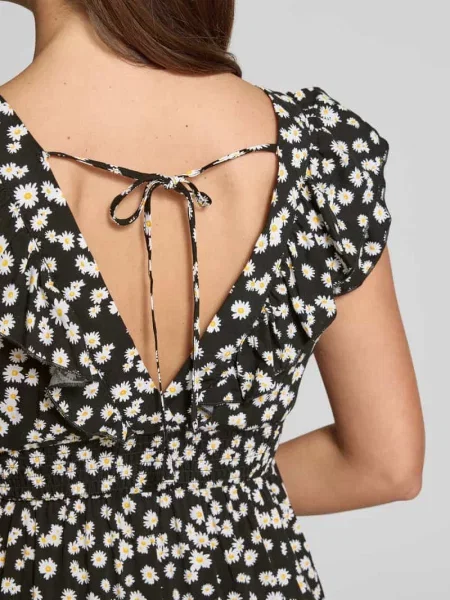 Lekko rozkloszowana długa sukienka z czystej model EASY JOY' Vero Moda czarna